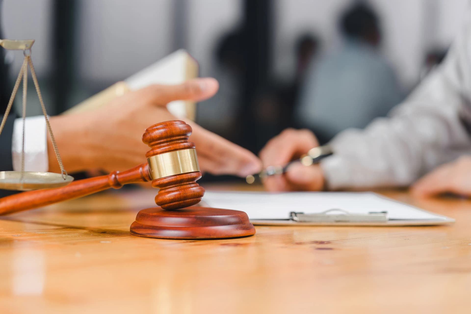 소상공인폐업 | 비용 상승 속 소상공인폐업 증가…법적 문제 점검 필요성은