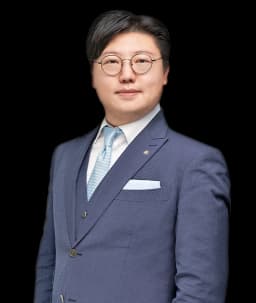 박용흘