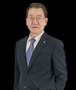 사건담당변호사 신일수