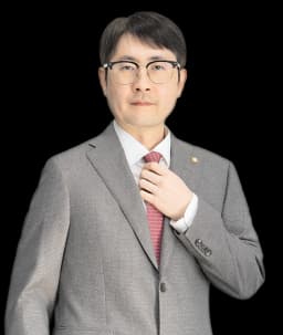 사건담당변호사 김세준